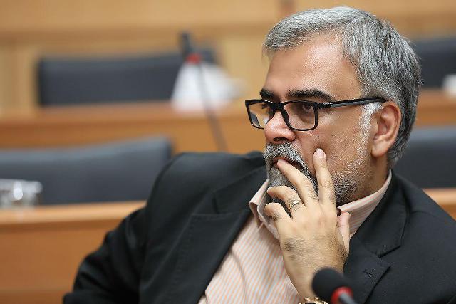 صرفه جویی در مصرف آب با آبیاری صحیح و اصولی فضای سبز