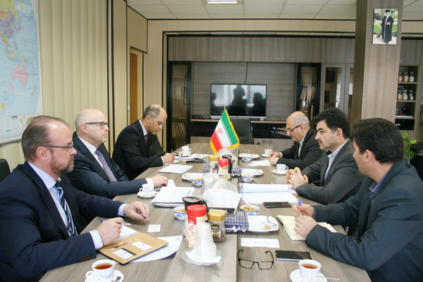 هیات کشاورزی فنلاند در راه تهران است