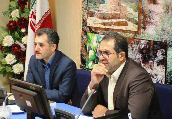 روستاییان پایه اقتصاد مقاومتی کشور هستند