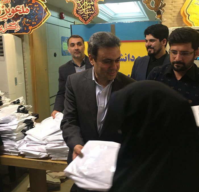 بازدید مدیرعامل بانک ملت از محل اقامت دانشجویان زائر عتبات عالیات در عراق