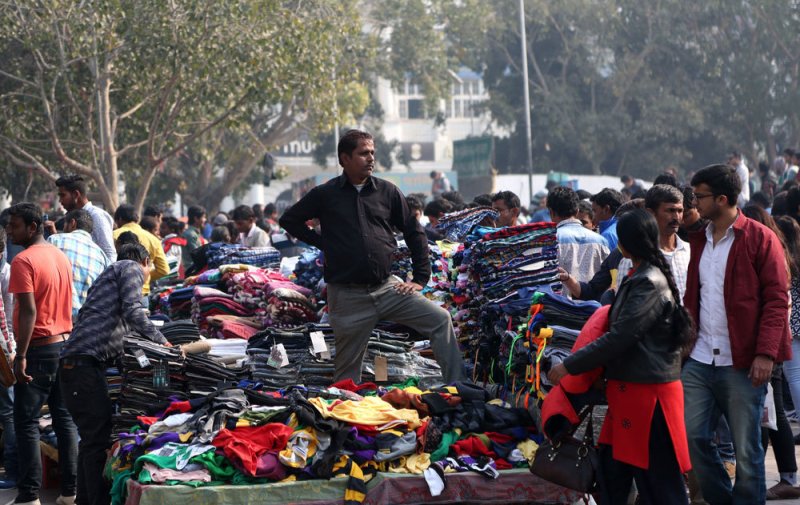 مشارکت همه جانبه ارگان های ذیربط برای ساماندهی بساط گستران تجریش