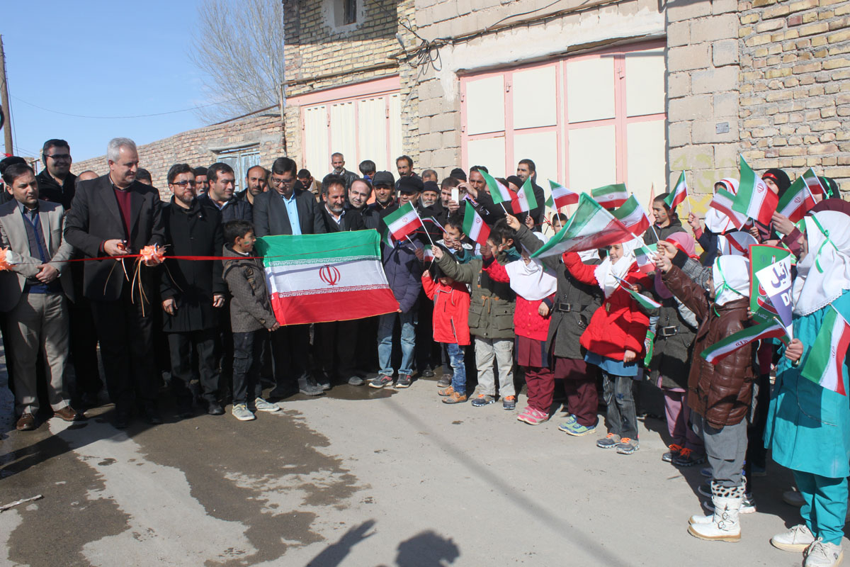 افتتاح چند طرح‌های عمرانی در شهرستان‌های آذربایجان شرقی