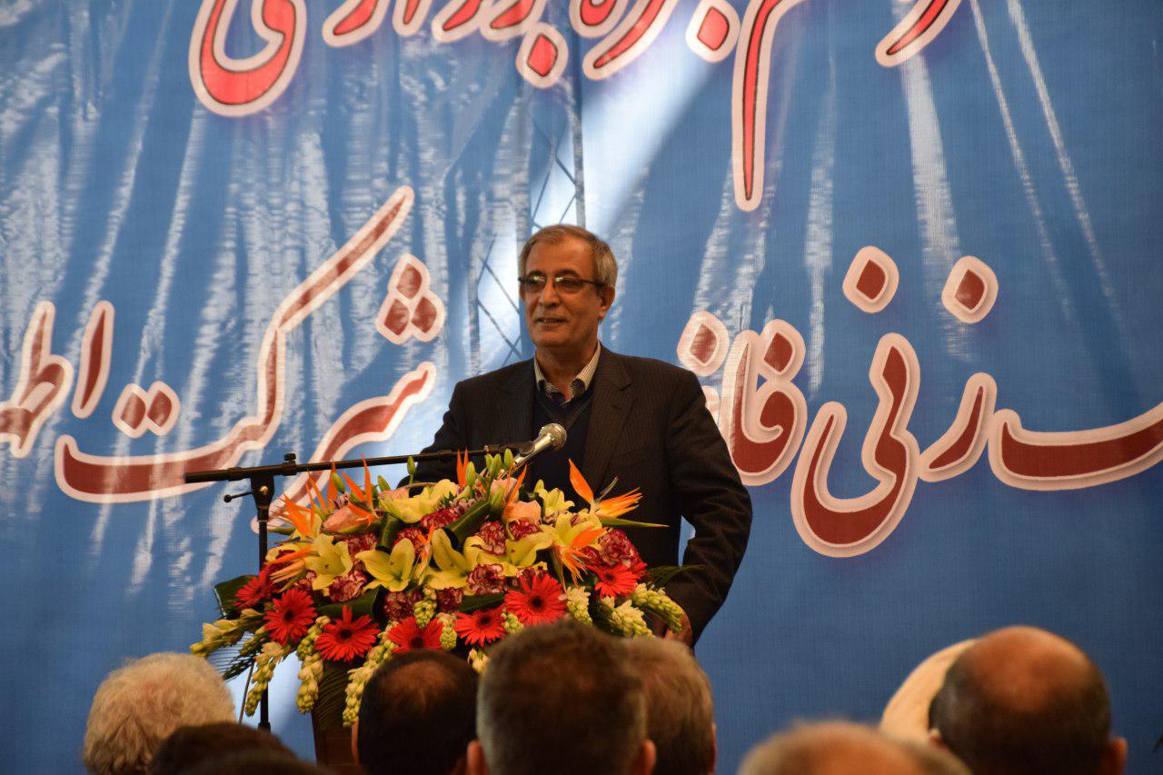 یک میلیارد دلار تسهیلات ارزان قیمت در اختیار شهرک ها و صنایع کوچک قرار می گیرد