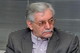 سیاست‌های نادرست ارزی صادرات را فلج کرده است‌