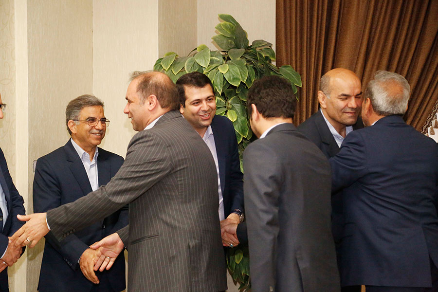 دیدار نوروزی مدیرعامل و اعضای هیئت مدیره بانک دی با کارکنان ستاد مرکزی