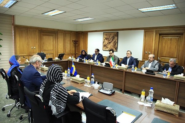 مشارکت ایران و سوئد در نوسازی ناوگان حمل و نقل ایران