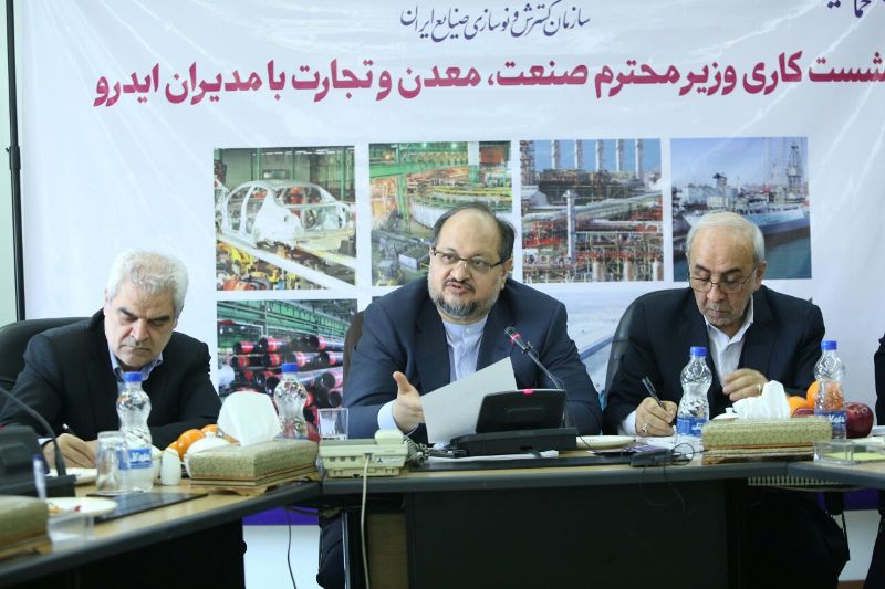 حمایت از کالای ایرانی موضوع ملی است