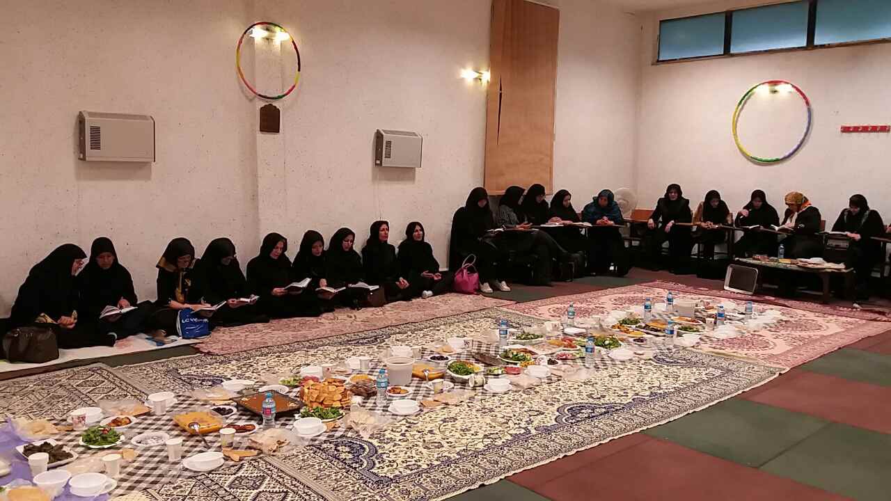 تلاوت قرآن در ایستگاه های فعالیت بدنی