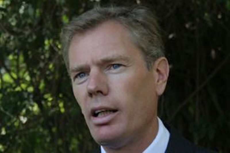 لندن از همکاری تجاری با ایران حمایت می‌کند