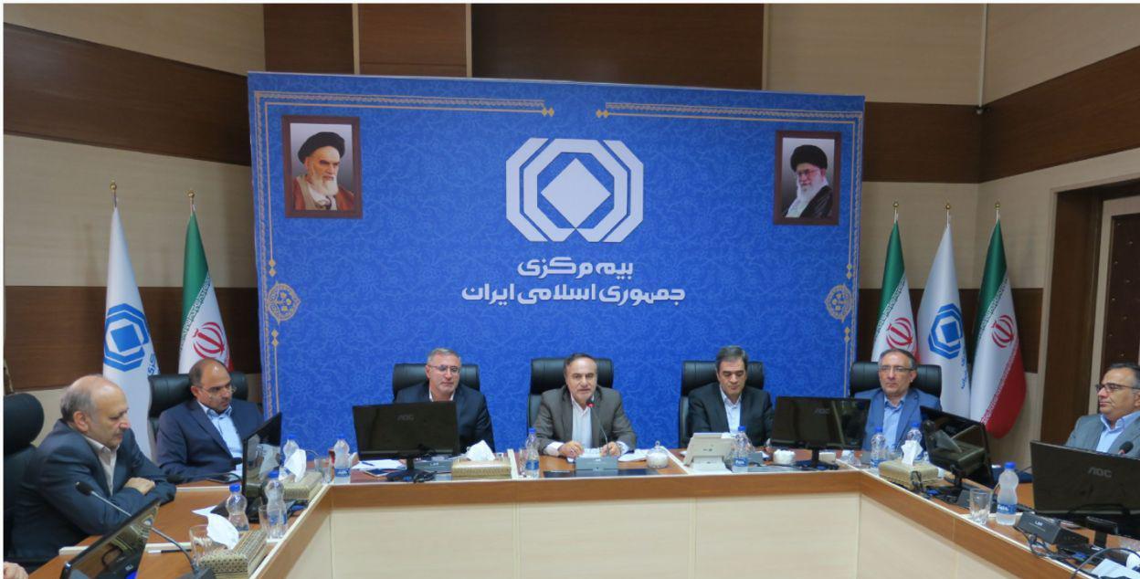 تاکید رییس کل جدید بیمه مرکزی بر رعایت حقوق مردم در پرداخت خسارت