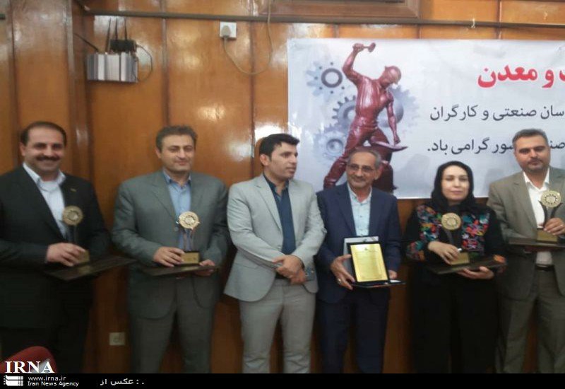 ۶ واحد صنعتی دزفول نمونه استانی شدند