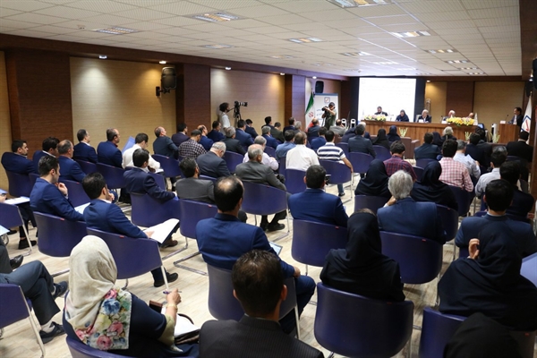 مجمع بیمه رازی برگزار شد