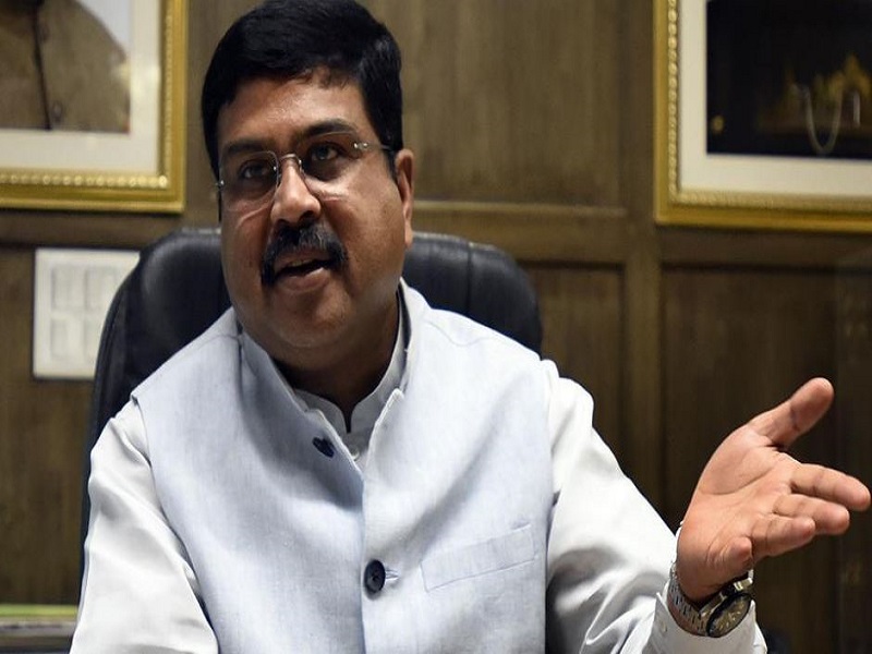 دهلی نو بر اساس منافع ملی خود در مورد نفت ایران تصمیم می‌گیرد