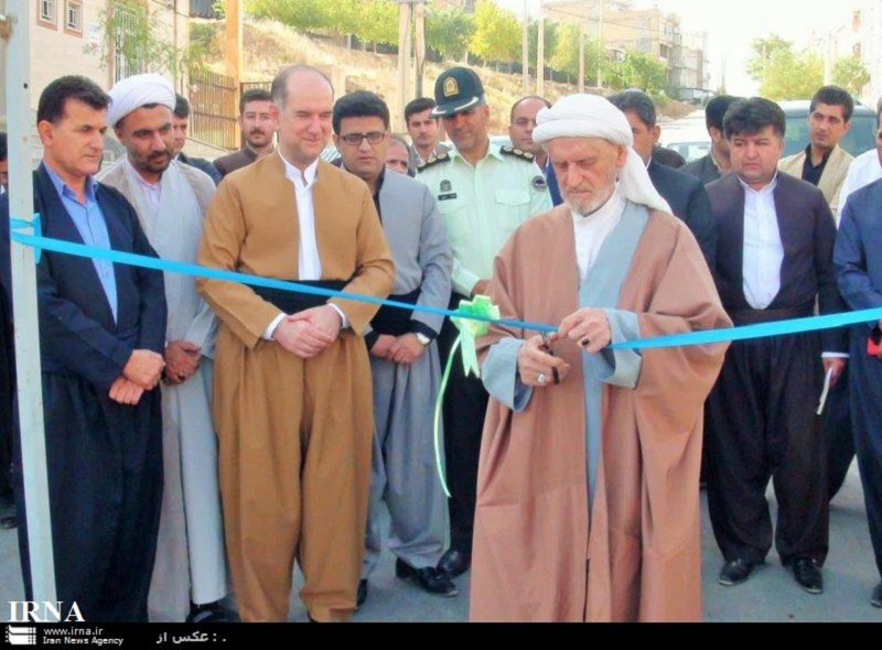 کلنگ زنی سه طرح عمرانی در جوانرود