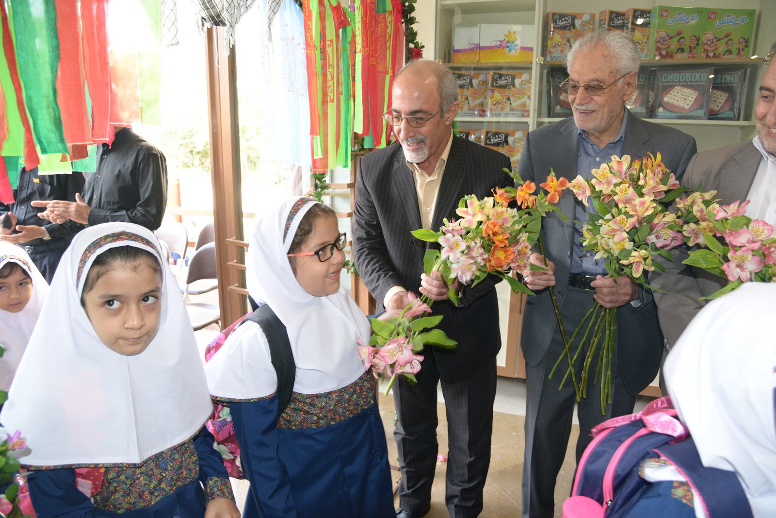 مهر حسینی آموزش ایثار، آزادگی و سعادتمندی است