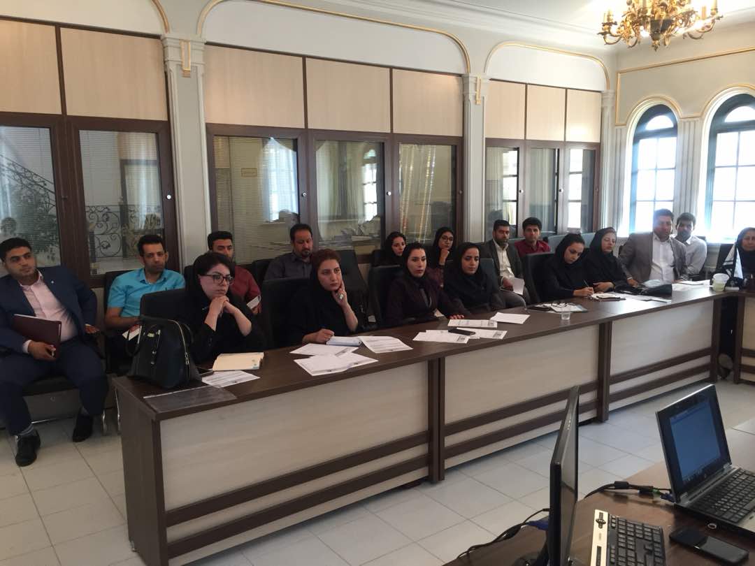 برگزاری دوره آموزشی برای کارکنان بانک صادرات شعب استان فارس