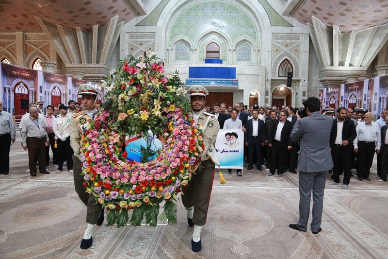 مدیران و کارکنان بانک توسعه تعاون با آرمان‌های امام خمینی (ره) تجدید میثاق کردند