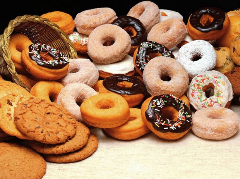 مصرف شیرینی و شکلات ۴۰ درصد کاهش یافت