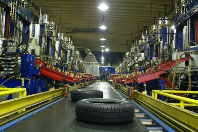 افزایش بیش از ۹ درصدی نرخ لاستیک و روغن موتور گران فروشی است