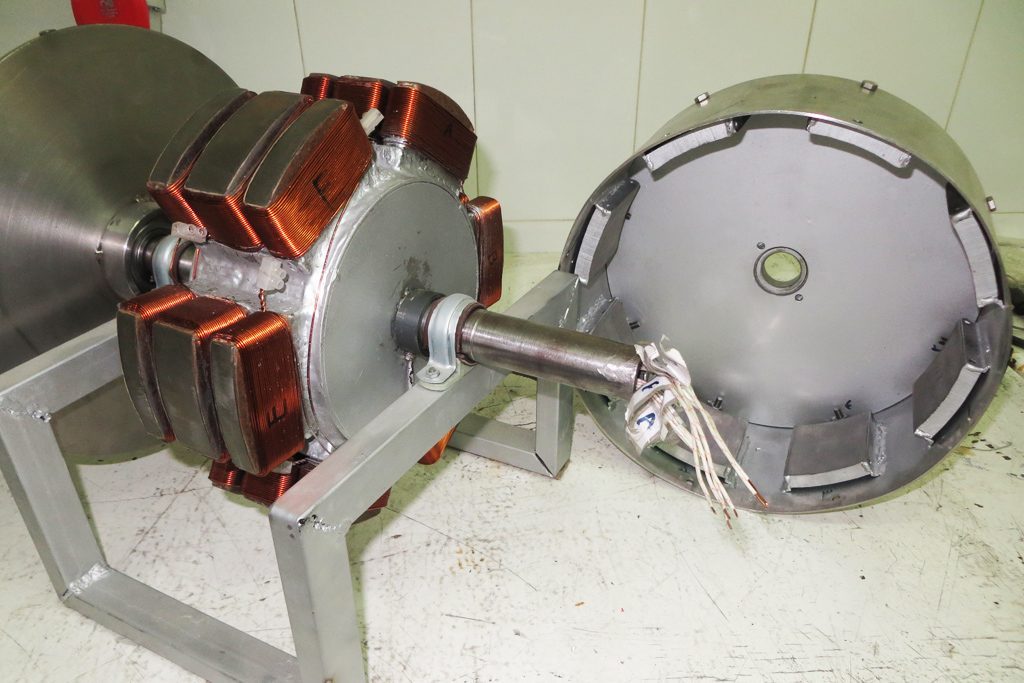 تفاهم نامه توسعه فناوری وسائل نقلیه برقی در اصفهان امضا شد