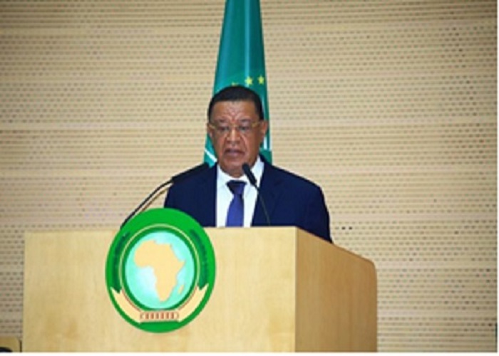 پست نقش مهم و سازنده‌ای در زمینه‌های فرهنگی و اجتماعی ایفا می‌نماید