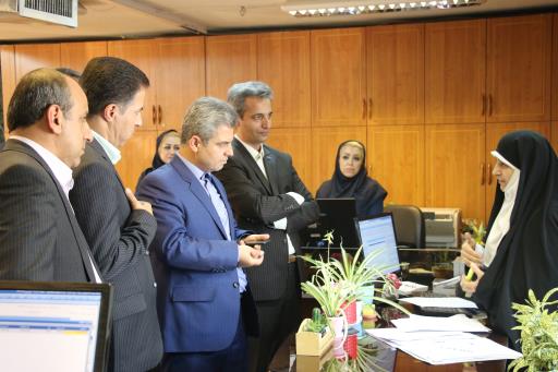 مشارکت نمایندگان و شبکه فروش در تحلیل و ارزیابی ریسک