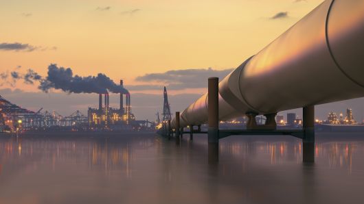 افزایش قیمت نفت در واکنش به تحریم‌های نفتی ایران