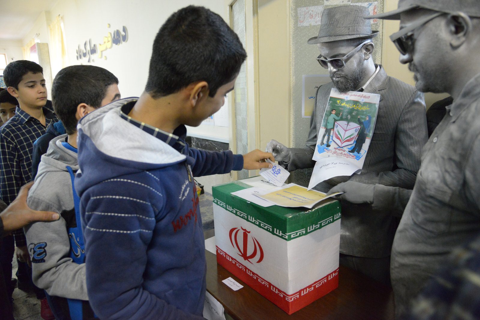 صلاحیت تحصیلی و اخلاقی ملاک انتخاب شهردار مدرسه است