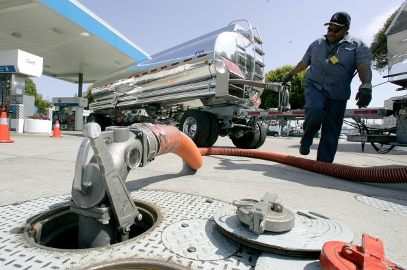 مجوز ترانزیت گازوئیل به افغانستان صادر شد