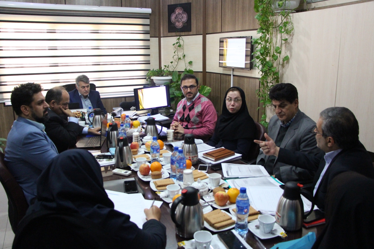 در منطقه ۲۰ به دنبال هموار کردن مسیر شایسته گزینی هستیم