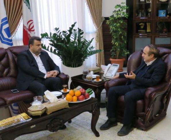 ظرفیت صنعت بیمه باید در استان‌ها فعال‌تر شود