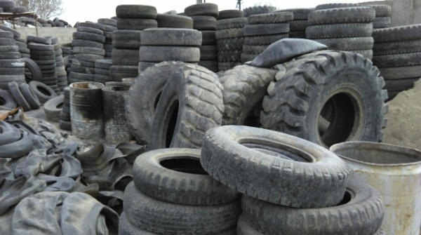 لاستیک سنگین مورد نیاز تا پایان سال با ارز ۴۲۰۰ تومانی تأمین شد