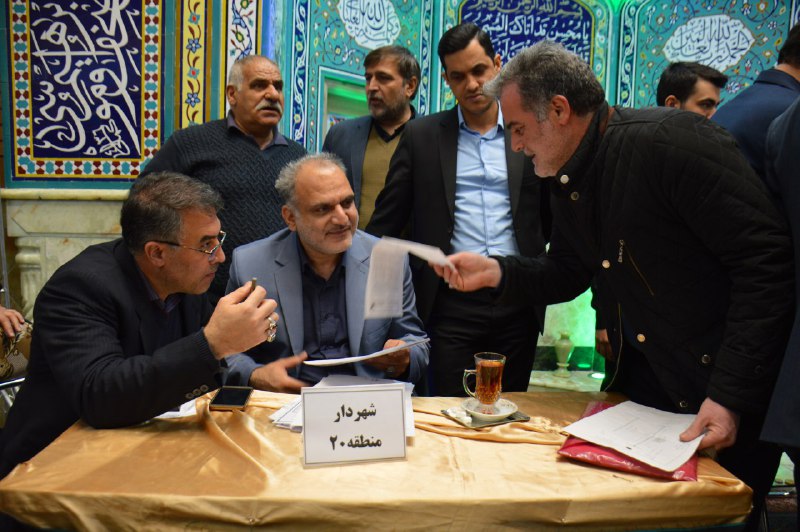 شهردار منطقه ۲۰ با شهروندان محله منصوریه دیدار کرد