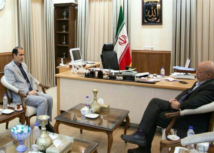 استاندار اصفهان خواستار گسترش خدمات پستی در بخش گردشگری شد