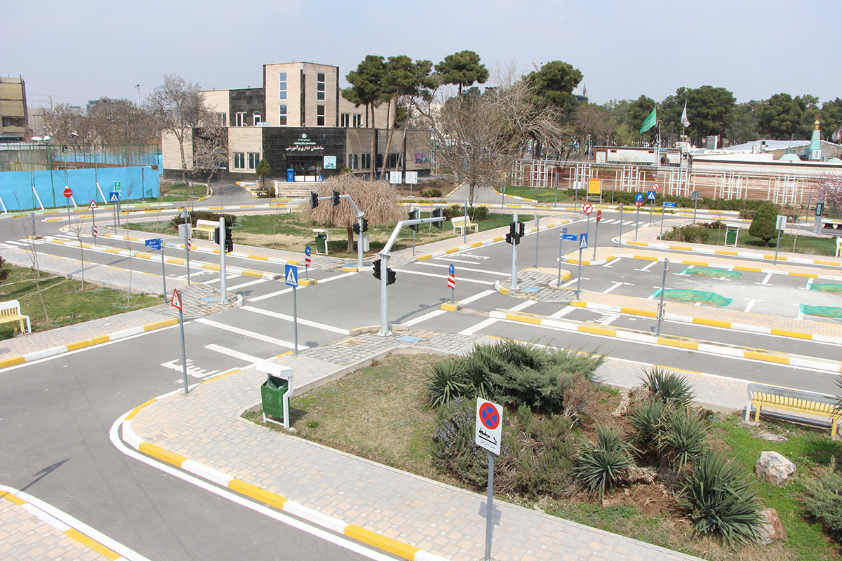 دوره های آموزش بوستان ترافیک منطقه ۲۰ آکادمیک شد