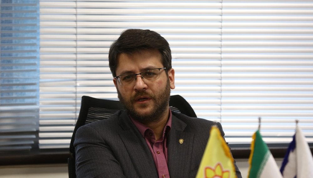 بازار سیاه روغن تشکیل شده است