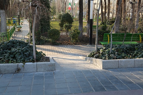 اجرای طرح آزمایشی مناسب سازی معابر ویژه معلولان و کم توانان جسمی در منطقه ۷