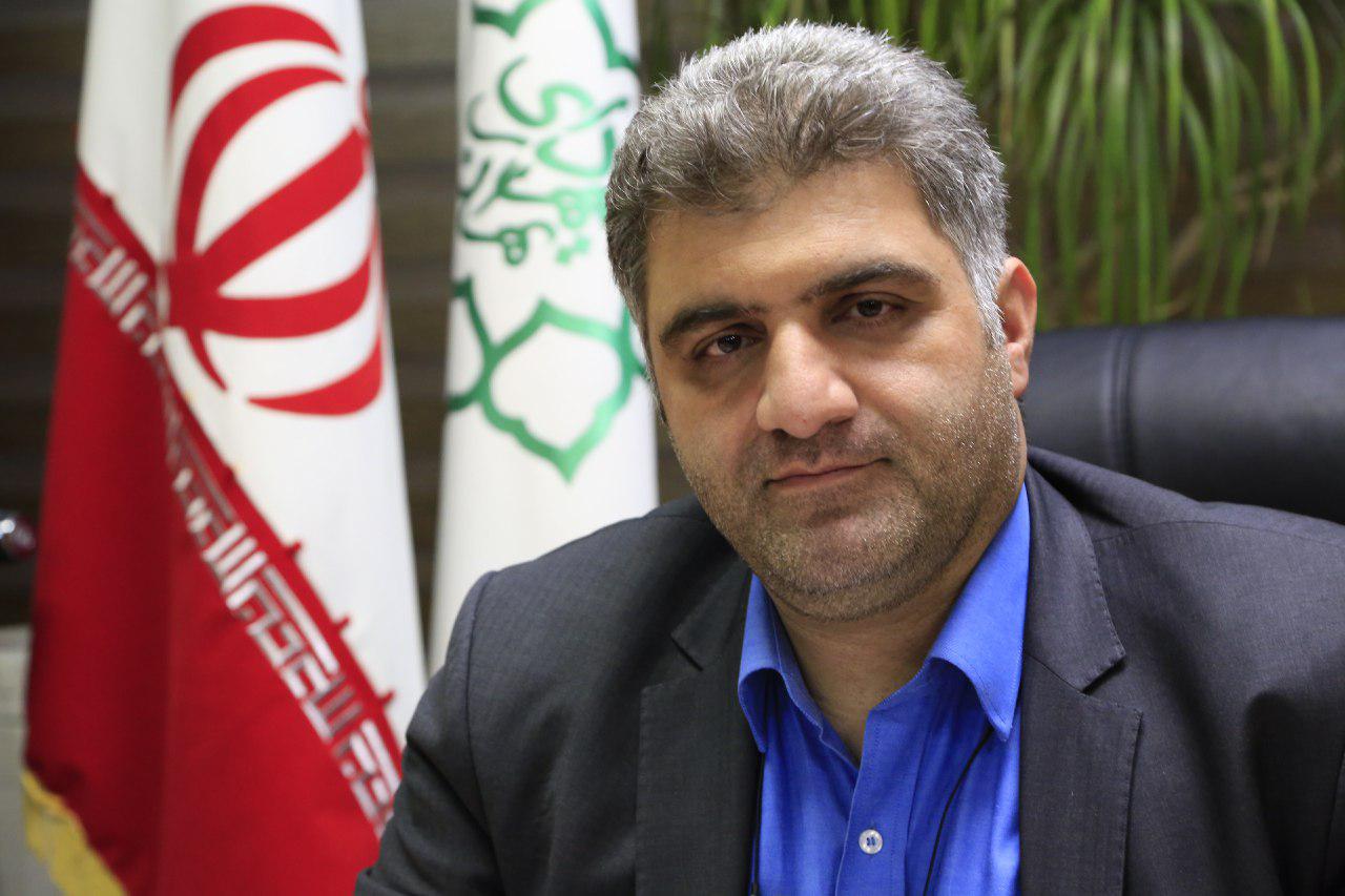 راه‌اندازی ۳ پایگاه توزیع نهال رایگان در منطقه ۱۰ پایتخت