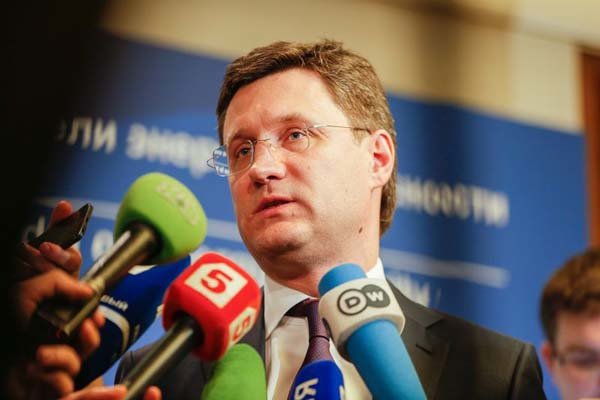 آمادگی ایران و روسیه برای کاهش عرضه نفت