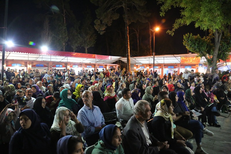 برپایی پیاده راه فرهنگی و هنری در منطقه ۷