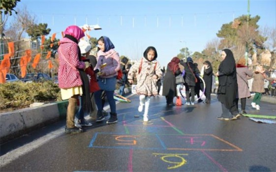 مشارکت شهروندان منطقه شش برای پیاده رو سازی معابر