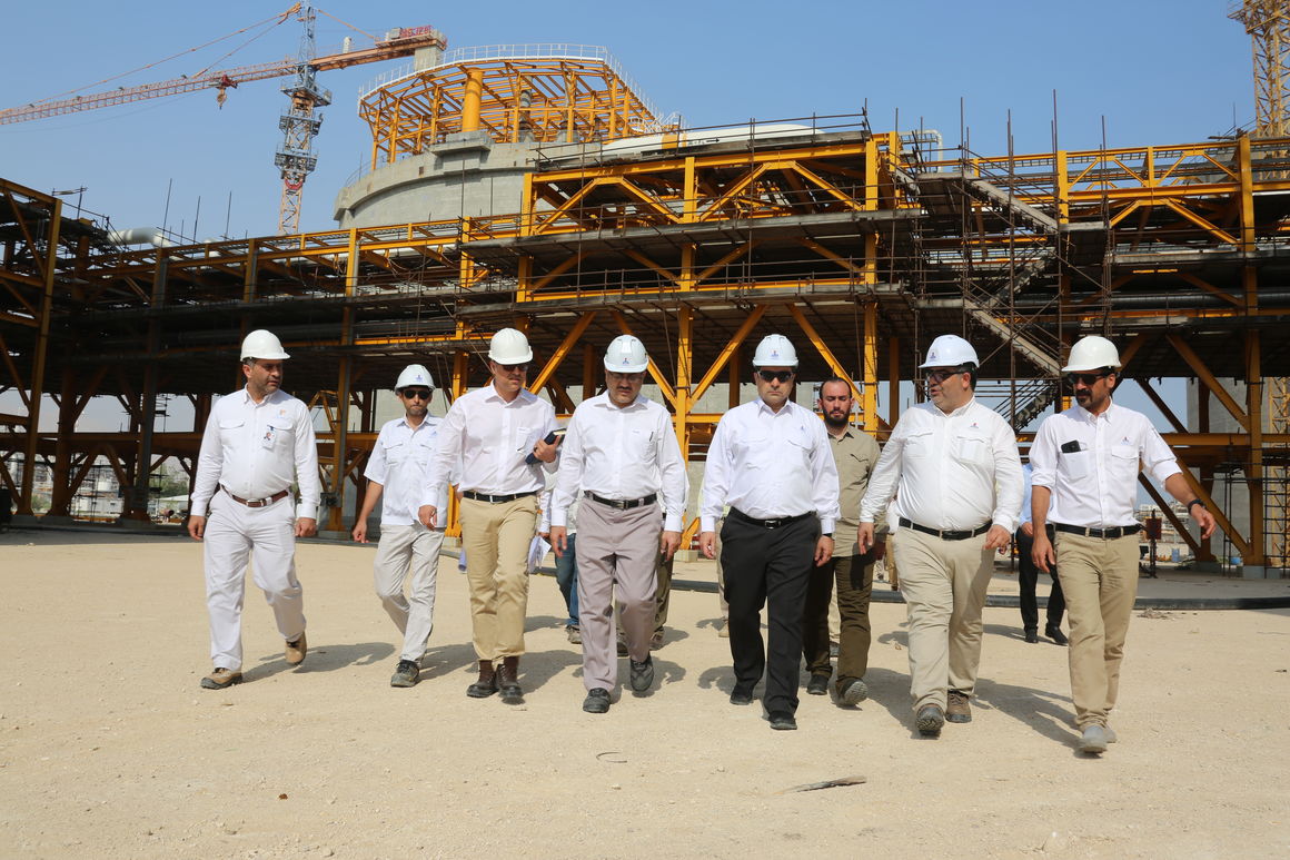 بازدید معاون توسعه و مهندسی شرکت ملی نفت از طرح‌های توسعه‌ای پارس جنوبی