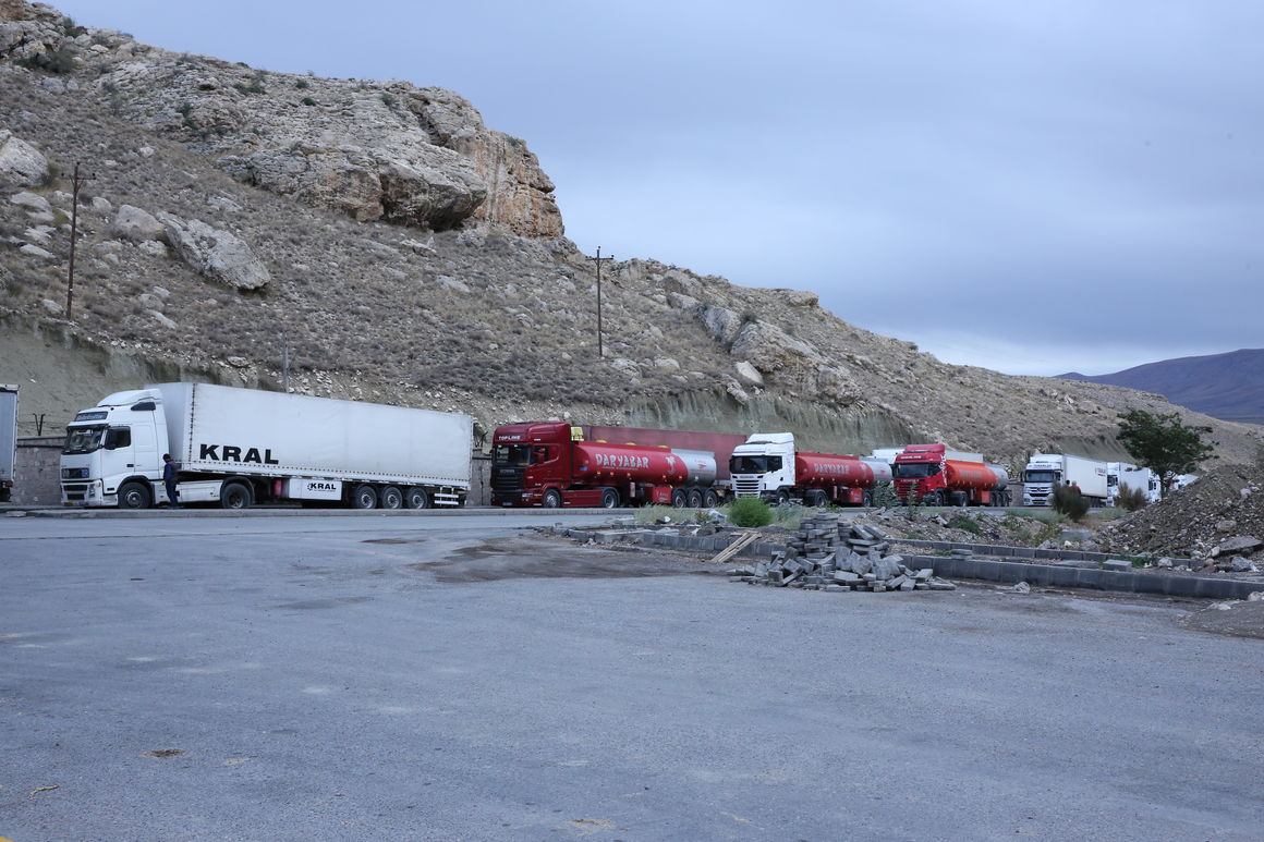 سهمیه سوخت صادراتی مرزنشینان ایلامی به ۵ میلیون لیتر افزایش یافت