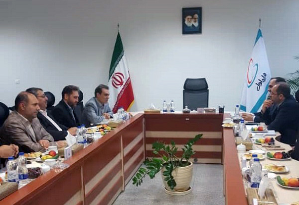 تقویت تعاملات و همکاری های بانک ملت و شرکت ارتباطات سیار