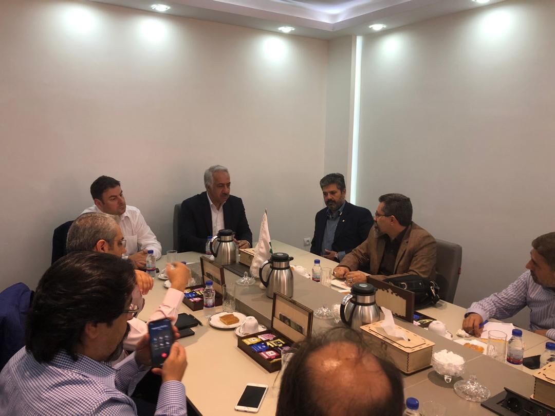 مشکلات شرکت‌های دارای پروانه ارائه خدمات ارتباطی ثابت بررسی شد