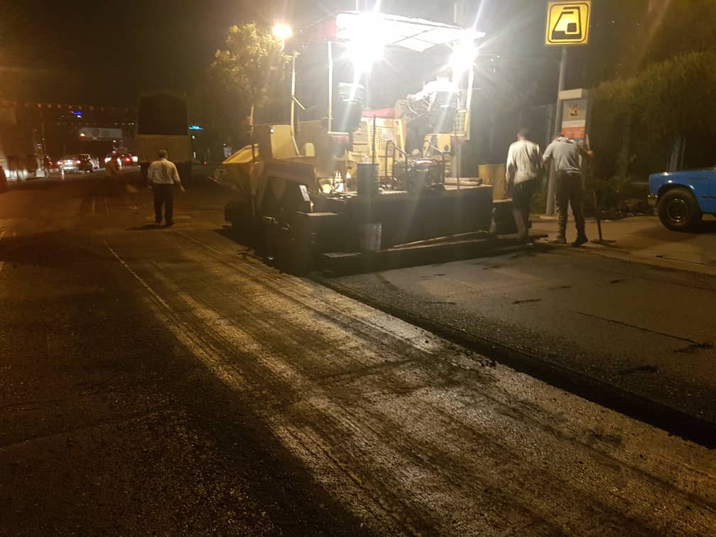 انجام عملیات تراش و روکش مکانیزه آسفالت در منطقه ۷