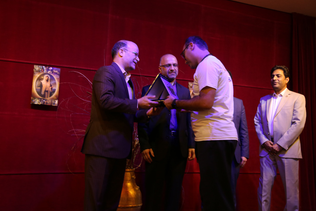 عکاسی از منابع مهم تاریخی است