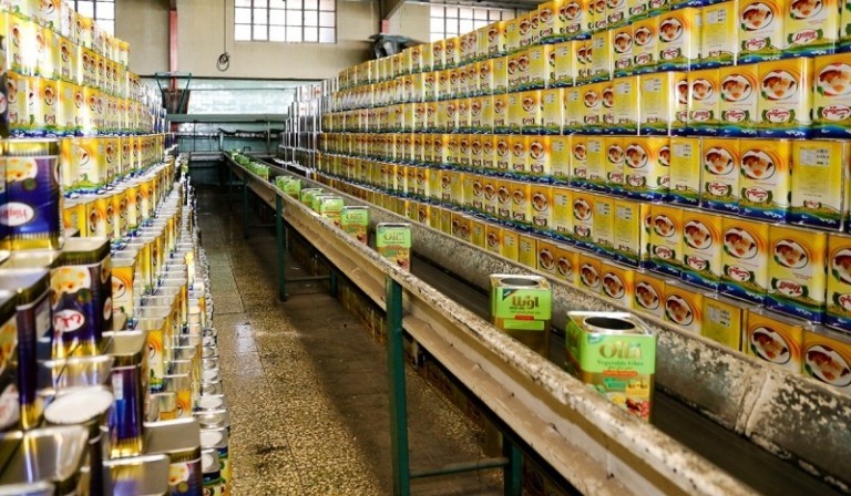 ۲۵ تن روغن نباتی قاچاق در کنگاور کشف شد