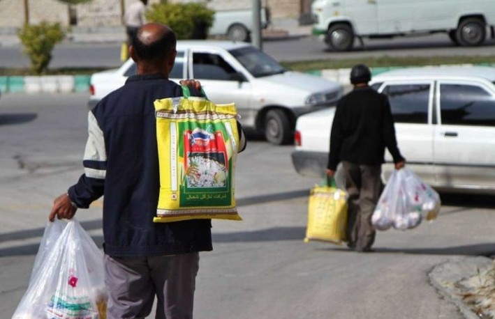 آغاز توزیع ۱۰۰هزار بسته معیشتی در کشور