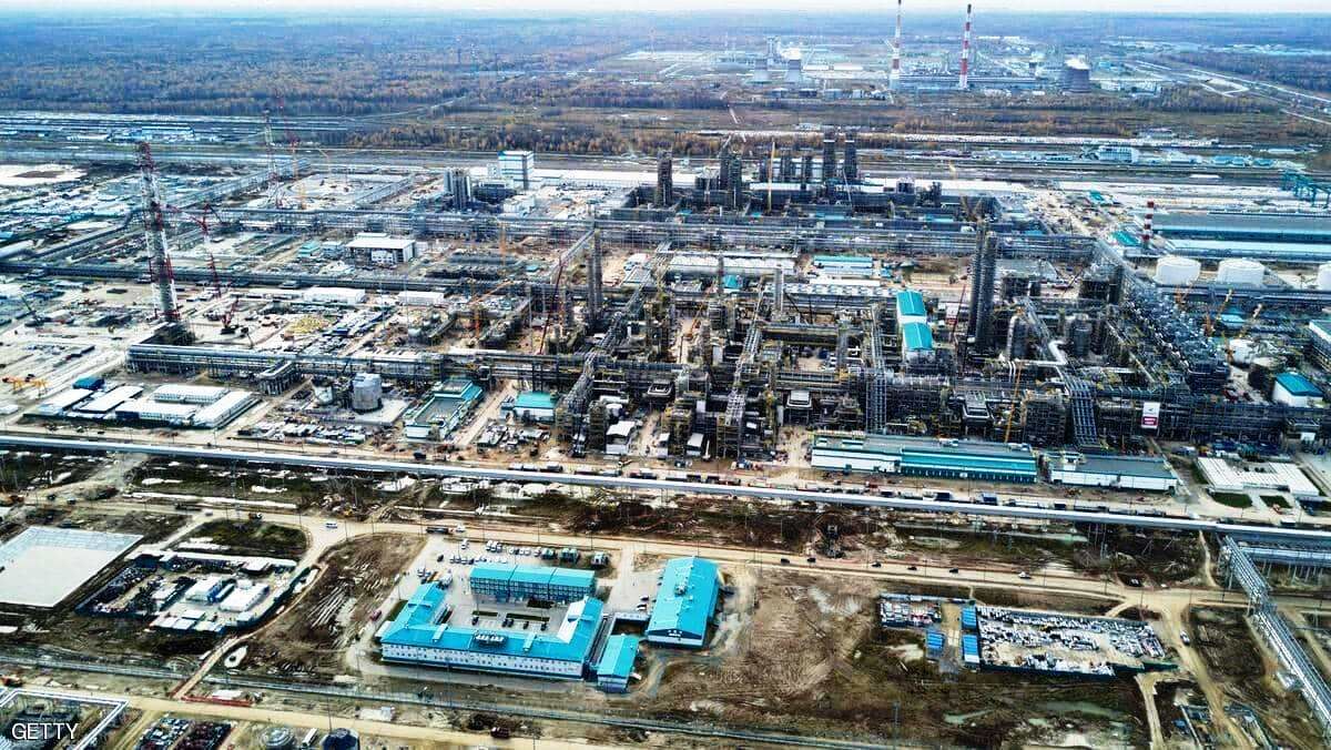 میزان تولید نفت خام روسیه کمتر می‌شود